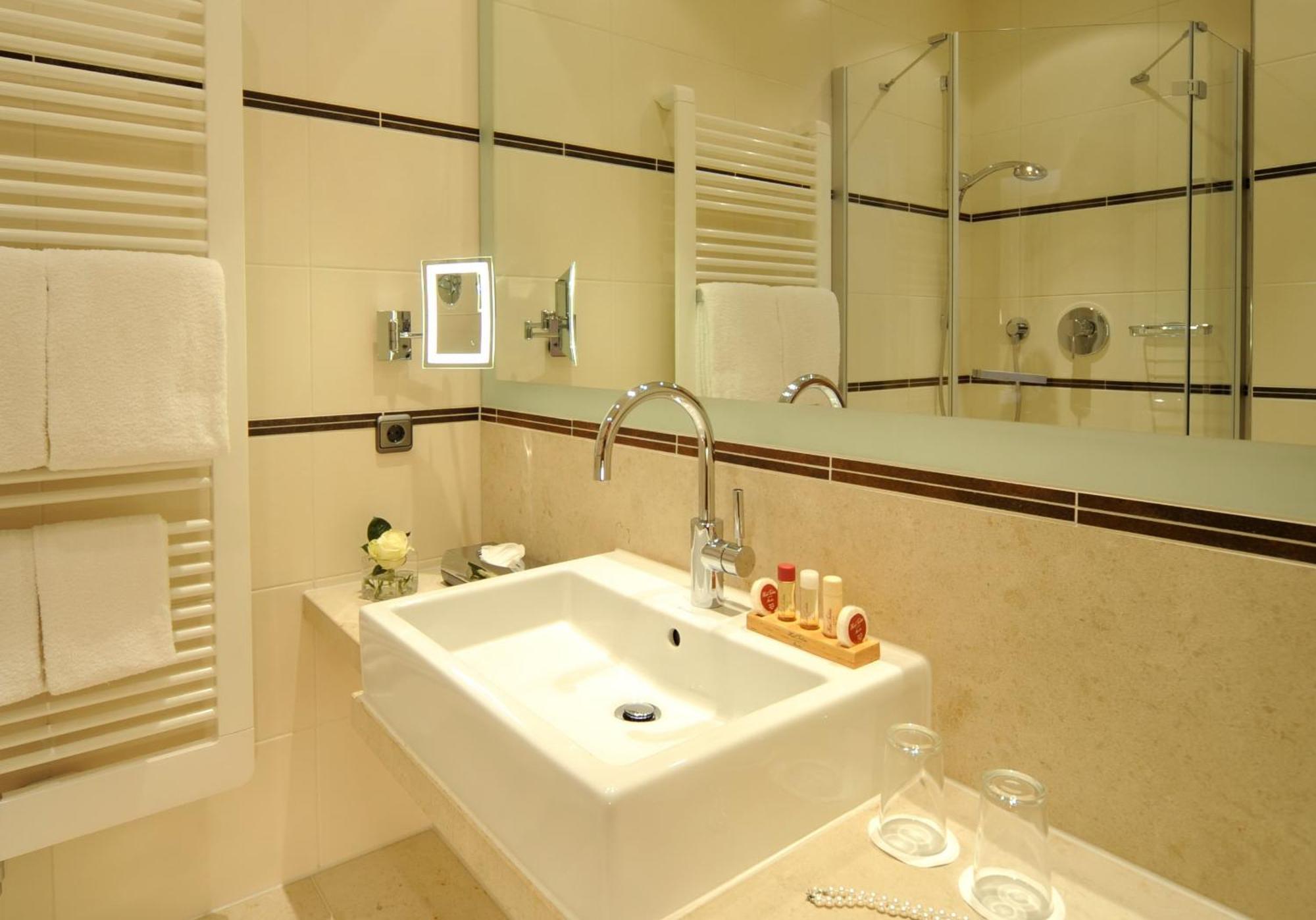 Torbraeu Hotel Munich